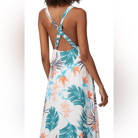 Floral Maxi Dress - Picture 2 of 4